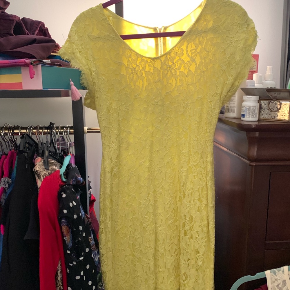 Diane Von Furstenberg Yellow short dress sz 2
